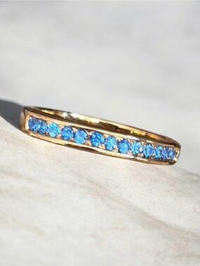 Vintage Avon "Eternal" Sapphire Blue Crystal Gold Channel Set Band Sz6 Ring NIB